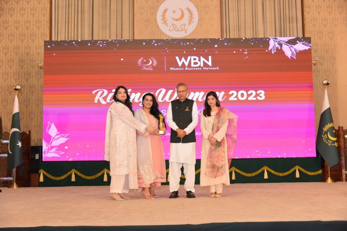 professional business women - President award to business woman of weecommerce